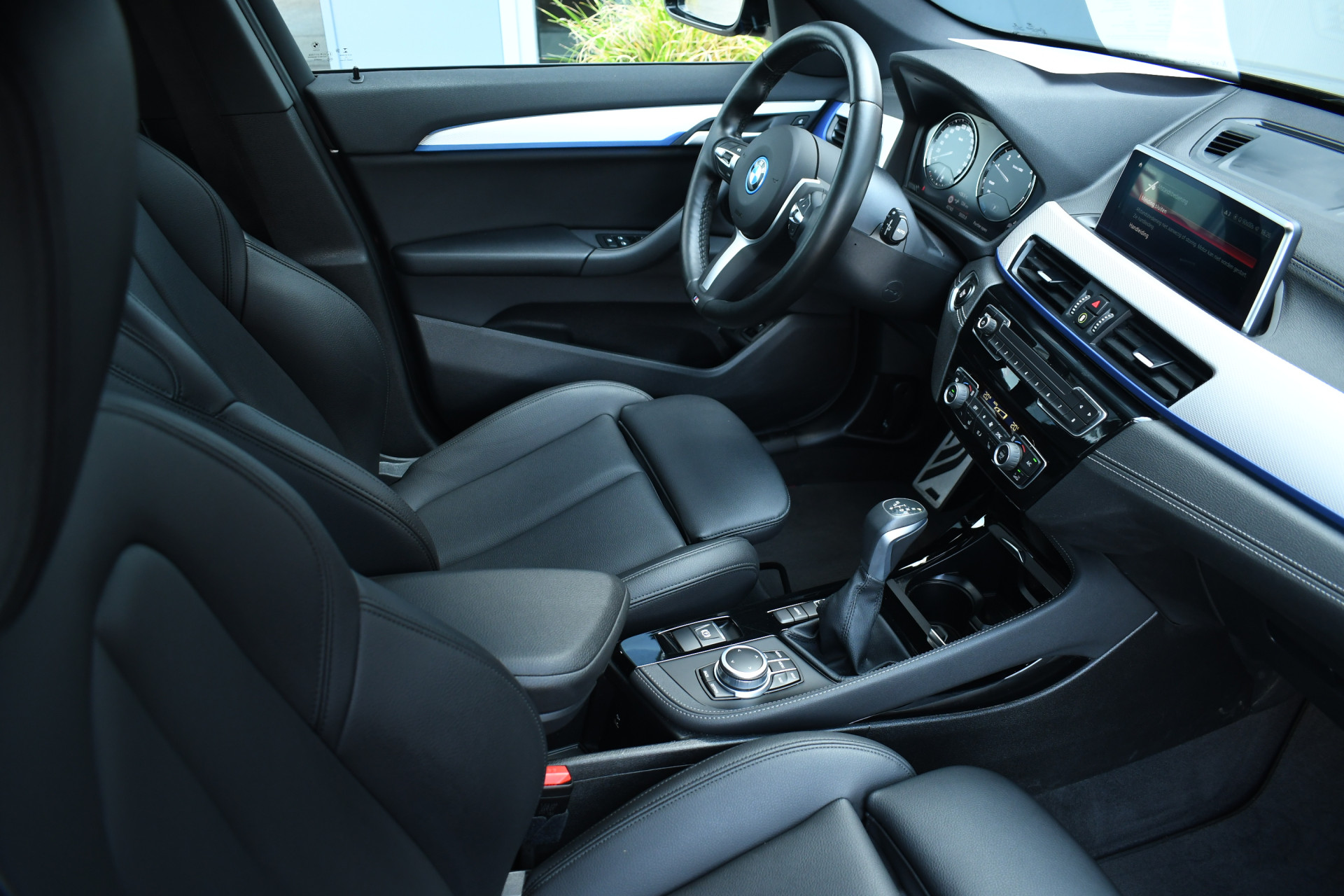 BMW X1 xDrive25e 220pk M-Sport 39422699-47.jpg | Luxewagen