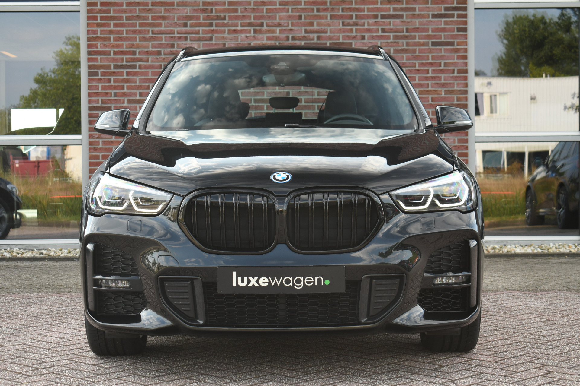 BMW X1 xDrive25e 220pk M-Sport 39422699-6.jpg | Luxewagen