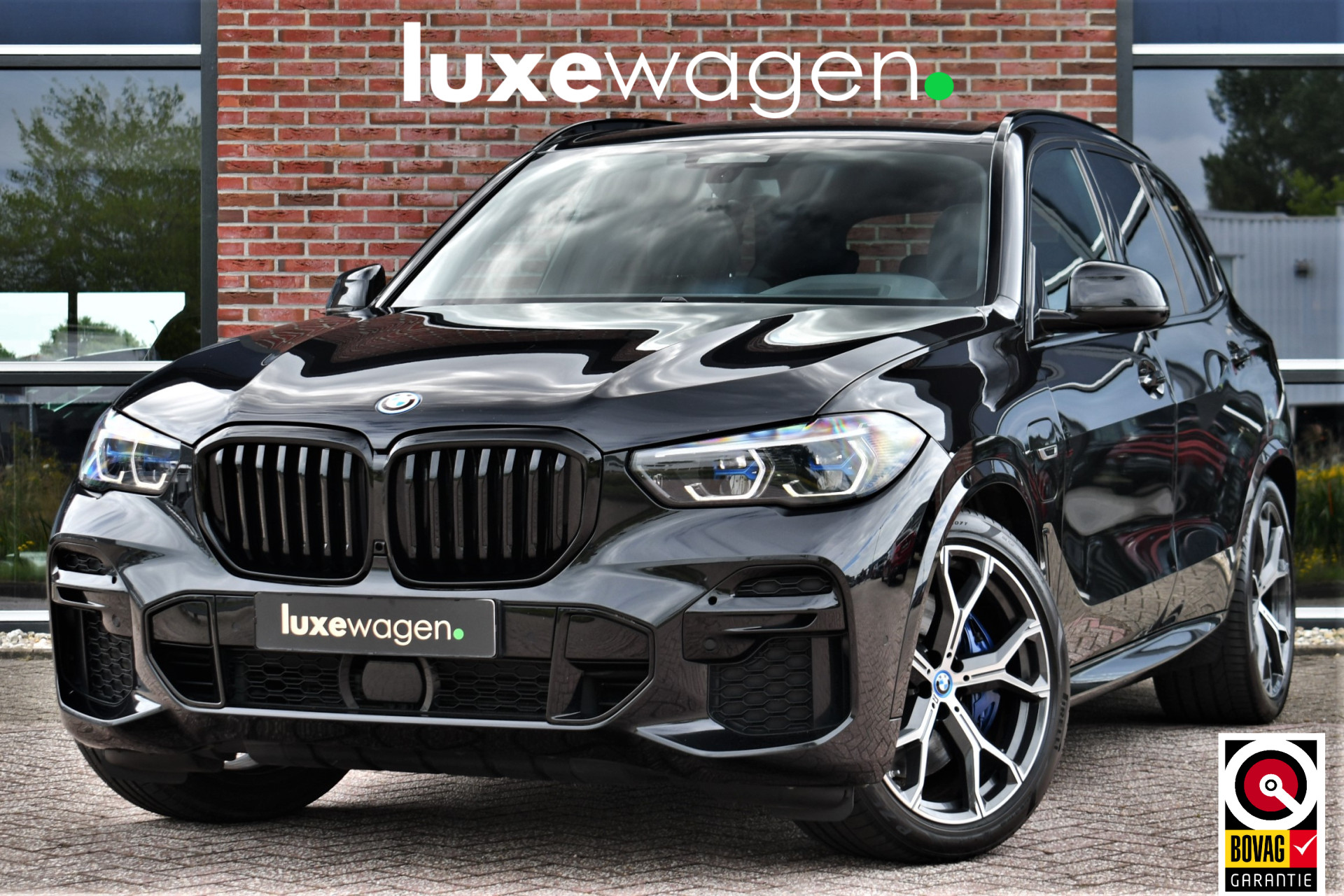 BMW X5 xDrive45e M-Sport 54511435-0.jpg | Luxewagen