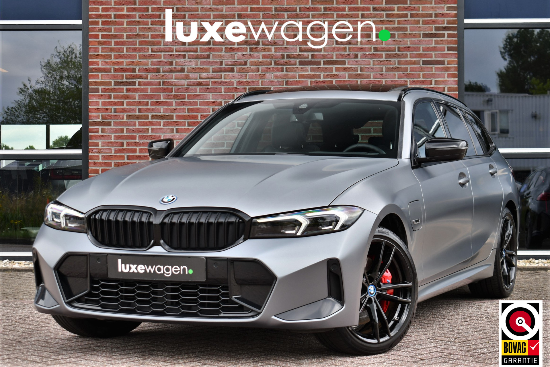 BMW 3 Serie Touring 330e xDrive M-Sport Pro 54872832-0.jpg | Luxewagen