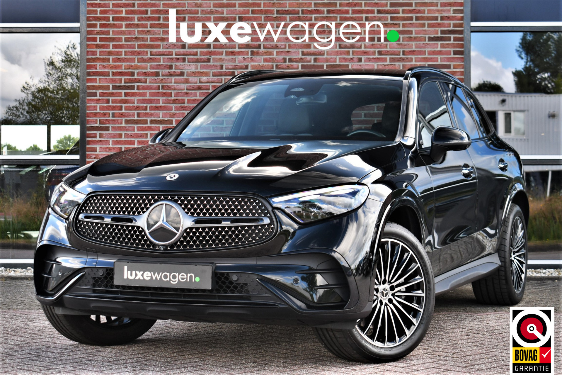 Mercedes-Benz GLC 400e 4M AMG 55514975-0.jpg | Luxewagen