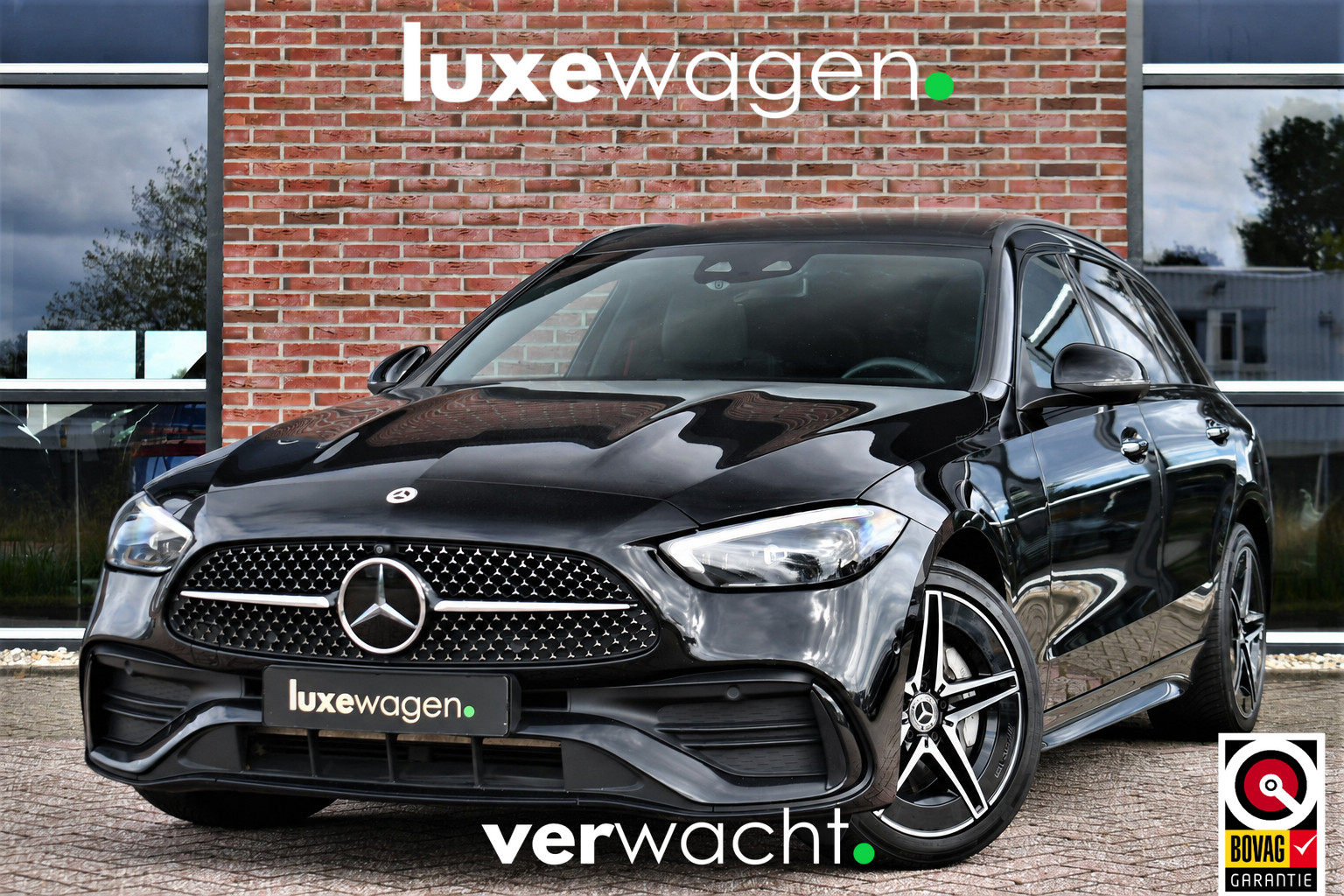 Mercedes-Benz C-Klasse Estate 300 e AMG Line 56305864-0.jpg | Luxewagen
