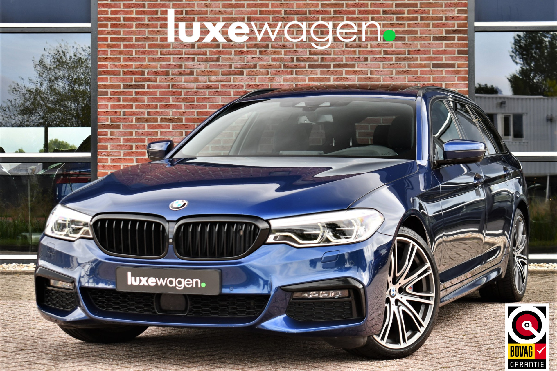 BMW 5 Serie Touring 530i xDrive 252pk M-Sport 56429964-0.jpg | Luxewagen