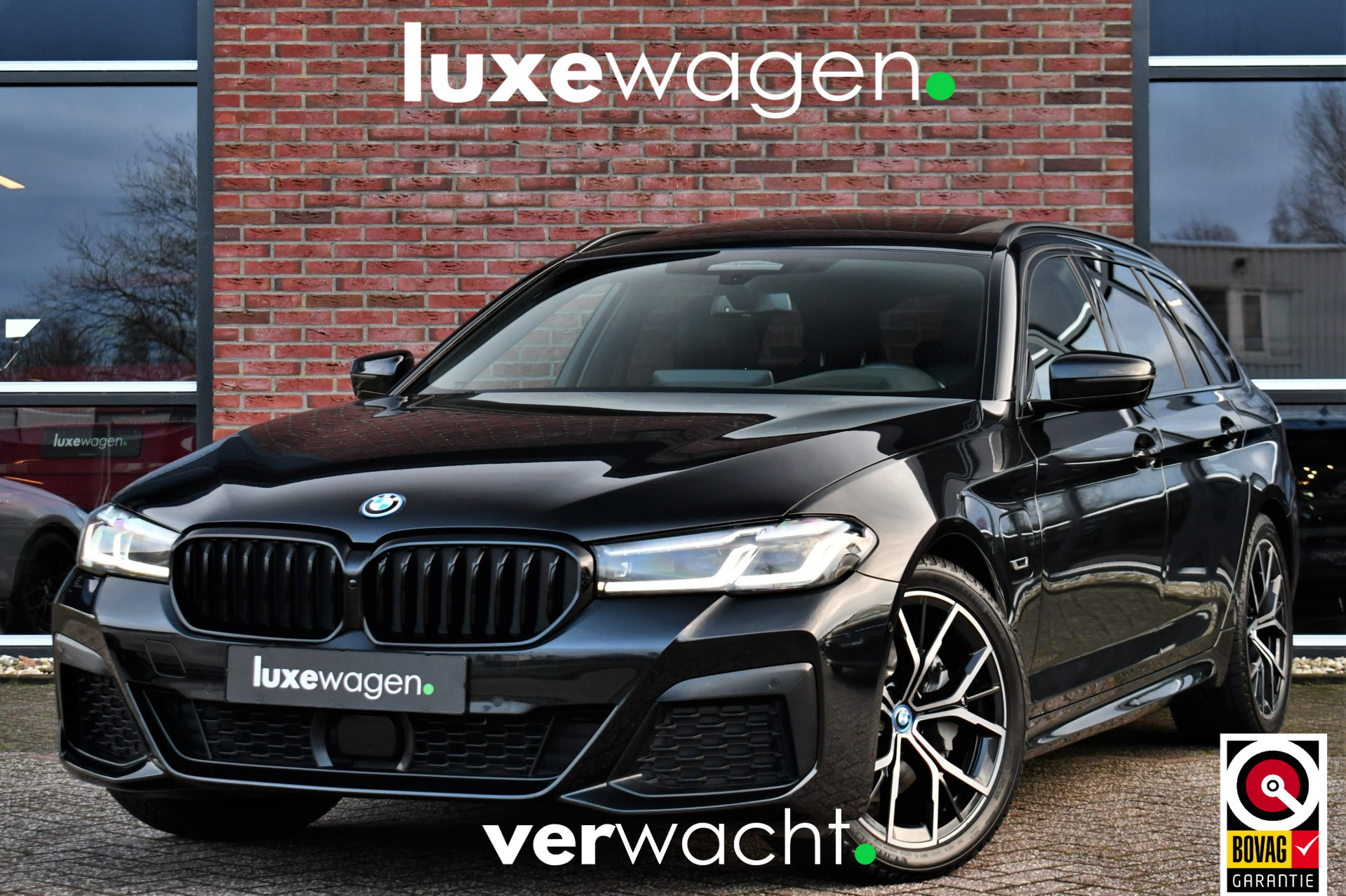 BMW 5 Serie Touring 530e xDrive M-Sport Pro 56755433-0.jpg | Luxewagen