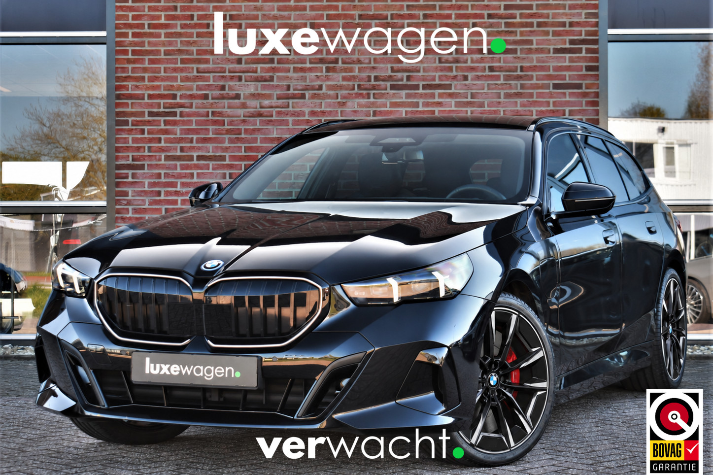 BMW 5 Serie Touring 530e xDrive M-Sport Pro 56917945-0.jpg | Luxewagen