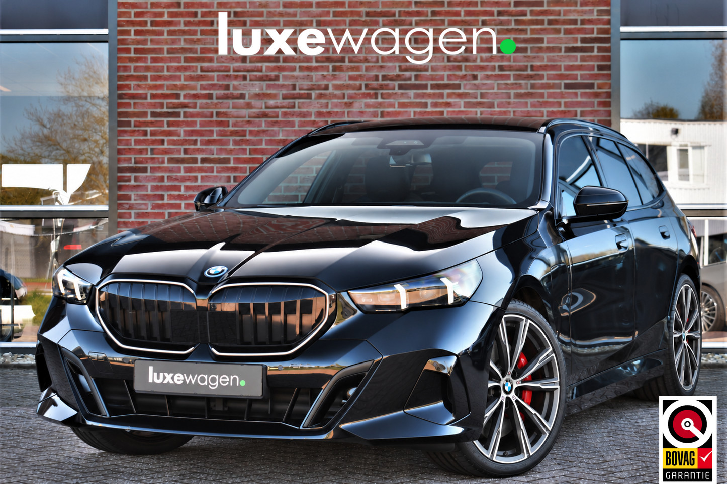 BMW 5 Serie Touring 530e xDrive M-Sport Pro 56917945-0.jpg | Luxewagen