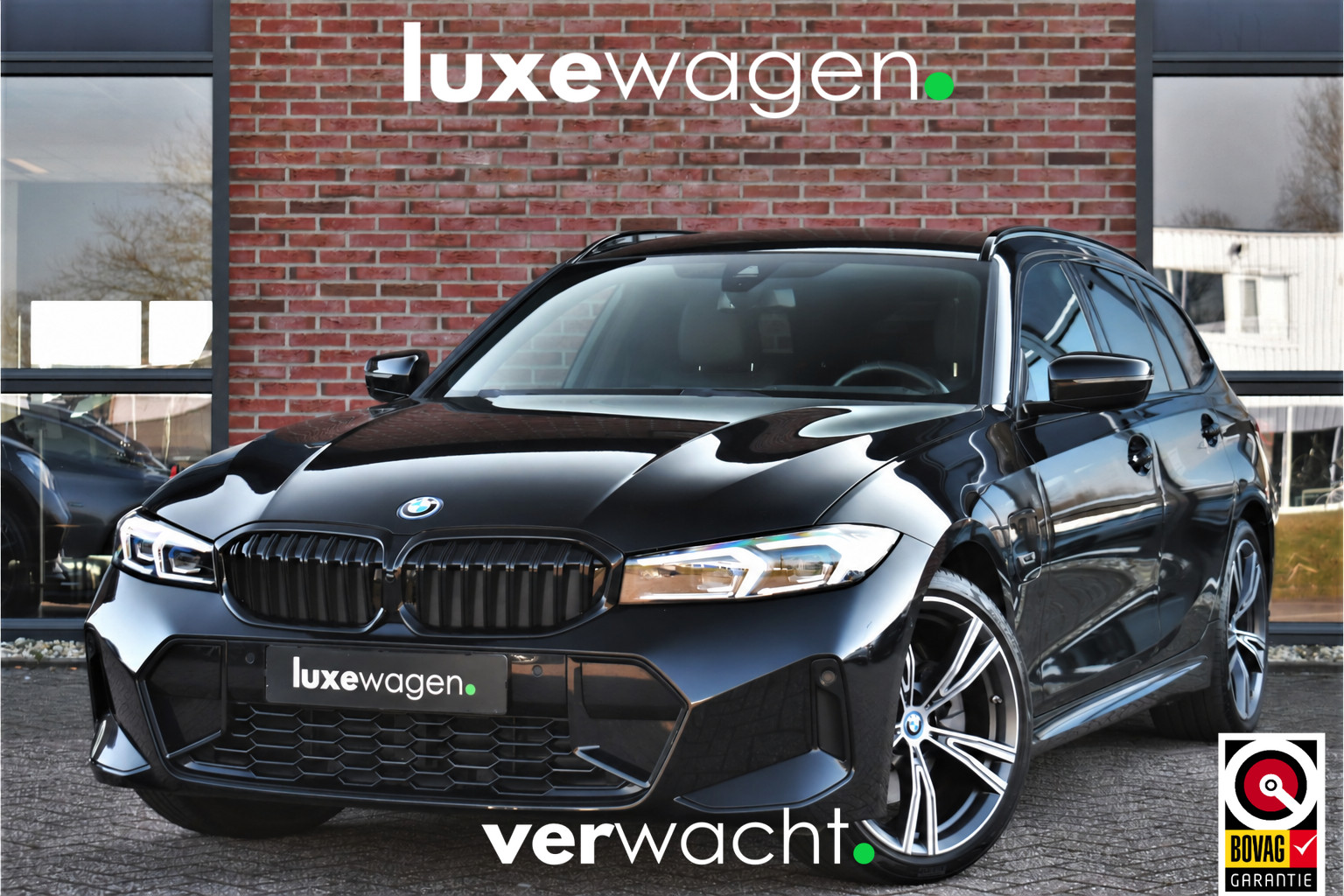 BMW 3 Serie Touring 330e M-Sport 57322184-0.jpg | Luxewagen